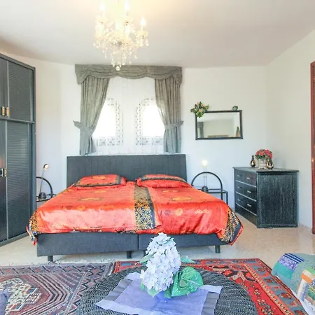 Maryvilla 46c Vila *